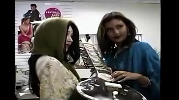 Naseem sindhi girl sexy talk with her bf pt2