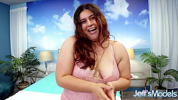 Chubby newcummer pinklily69 toys her pussy till orgasm