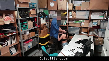 Suspect bartered with lp officer and gets banged cutelifter