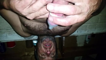 Jacking off in panties