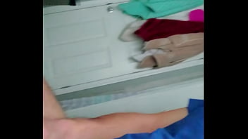 Dándome placer en el baño