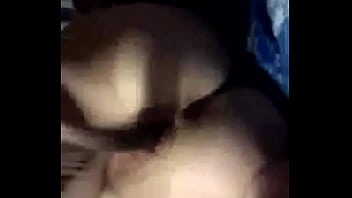 Latina fucking her pussy with brush