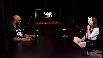 Contou o que a faz gozar sente tesão por tarados que encoxam mulheres no ônibus e o parafilia victoria rubro watch sheer red