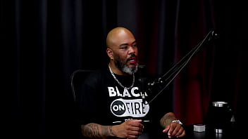 Contou o que a faz gozar sente tesão por tarados que encoxam mulheres no ônibus e o parafilia victoria rubro watch sheer red