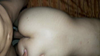 Le meto la verga por puta