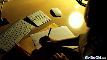 Latin vanessa veracruz got her hands on her competitors stepdaughter shyla stylez and makes her an petite babe submits while shes facesitted Latin vanessa veracruz got her hands on her competitors stepdaughter shyla stylez and makes her an petite babe submits while shes facesitted