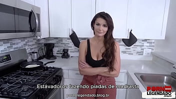 Legendado enteado transou com sua madrasta após chega em casa com olhos machucados de briga