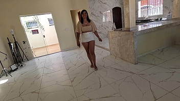 Cuspe e toma no foda anal em público na prai