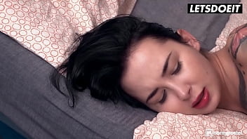 Freya dee has an affair with foreigner in hot session letsdoeit