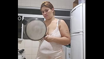 Me comeria com essa camisola