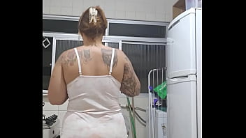 Me comeria com essa camisola