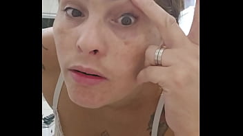 Me comeria com essa camisola