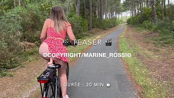 Balade à vélo qui finit en baise