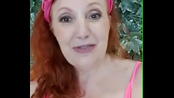 Перед вебкамерой