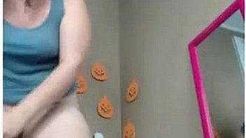 Slutty readhead on hidden cam