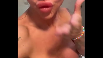 Who wants to skinny dip with me #spa #xxx #skinnydipping #hotmum #womenwithmuscle