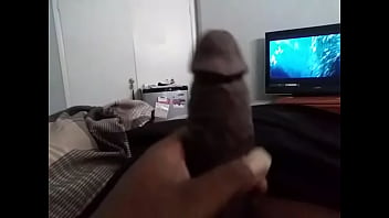 Damn i want to white bitches just like that to be hoes feel me