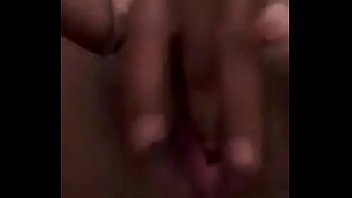 Minha namorada se masturbando