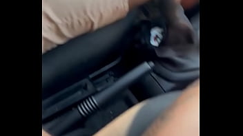 Ele me faz tirar a calcinha toda vez que estou de vestido