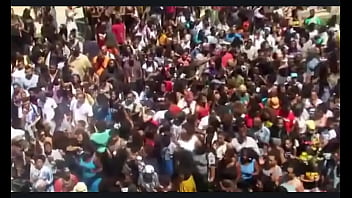 Racismo sendo tomado no cu ao vivo