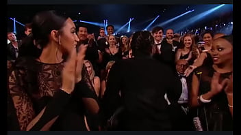 Racismo sendo tomado no cu ao vivo