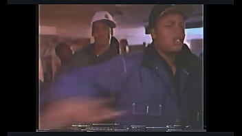 Racismo sendo tomado no cu ao vivo