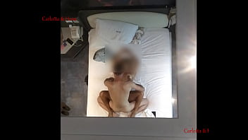 Milf latina siendo seducida para trabajar de modelo