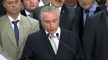 Velho putinho fudendo nacao com