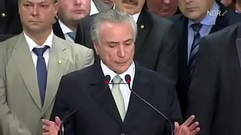Velho putinho fudendo nacao com