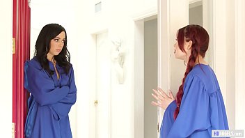 Lesbian teens eat each other out