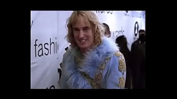 Zoolander fodendo gostoso de quatro