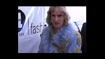 Zoolander fodendo gostoso de quatro