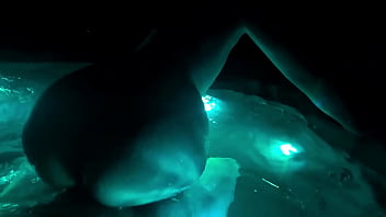 Wife fucks her toy in the hot tub in public