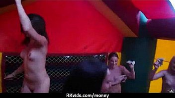 Amateur hottie takes cash for public sex 5