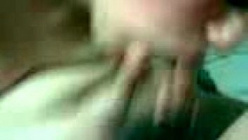 Brenda peteando de la palito