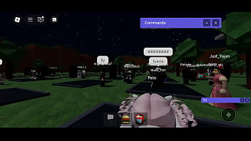 Jugando juegostranqui de roblox con mi amigå pato