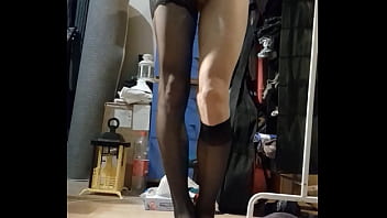 Christylovver dancing and bouncing