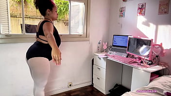Chubby ballerina farts during ballet training