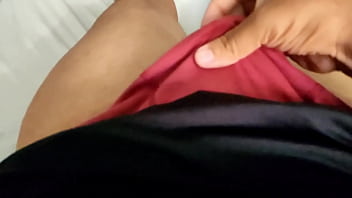 A novinha quis dormir aqui em casa e a flagrei se masturbando fiquei excitado e fui bater uma punheta no meu pequeno pau de 11cm watch sheer red