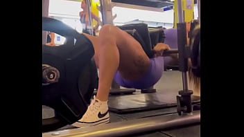 Treinaria comigo amo foder depois do treino meu tá gratuito