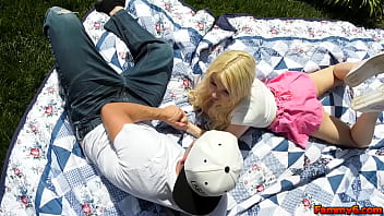 Kenzie and nathan outdoor bang