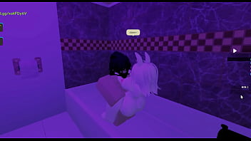 Puta recibe una enorme polla en roblox