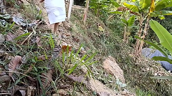 Sexo al aire libre me vengo a chorros con esa vergota