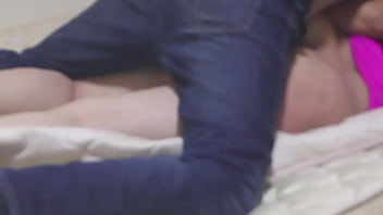 سكس عربى أوسخ مره شرموطه مصريه بتقوله هو كل يوم نيك حرام عليك كوسى وجعنى بتصوت من الضرب على طيزها