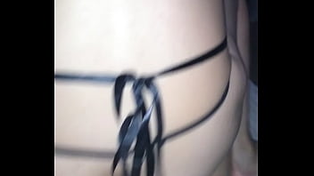 Su culo caliente pedía más verga