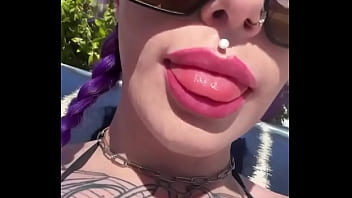 Having fun in the sun ️ buy ur big booty goddess a drink$smokiestlynx