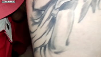 Realizei meu fetiche fiz sexo com amigos na praça