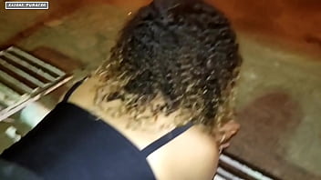 Realizei meu fetiche fiz sexo com amigos na praça