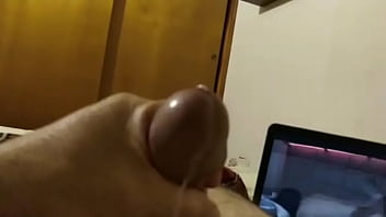 Los videos que veo a escondidas a mi amiga