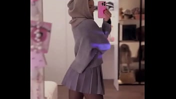 What outfit is better to wear to the store for bread